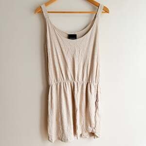 Cynthia Rowley 100% Linen Sleeveless Scoop Neck Oatmeal Romper